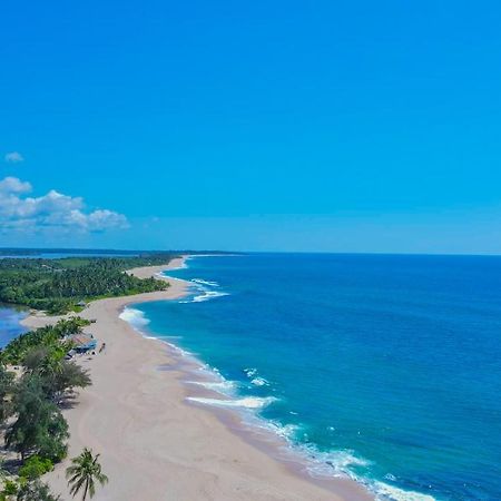 Marakolliya Beach Resort Tangalle Dış mekan fotoğraf