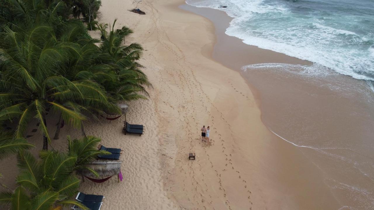 Marakolliya Beach Resort Tangalle Dış mekan fotoğraf