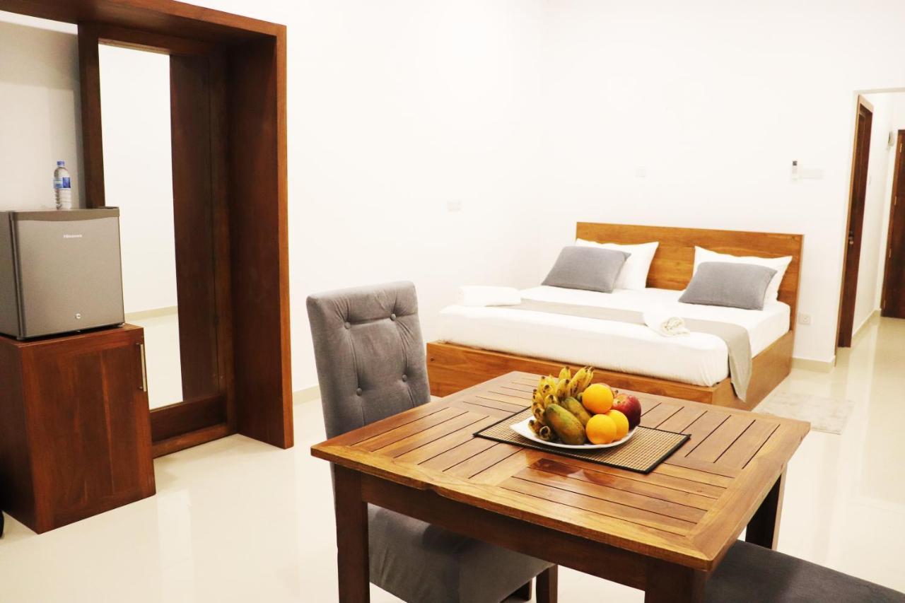 Marakolliya Beach Resort Tangalle Dış mekan fotoğraf