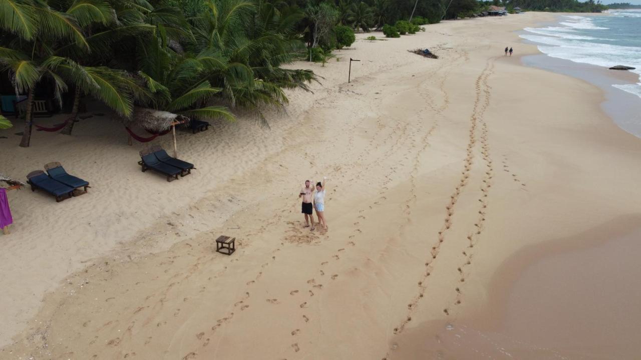 Marakolliya Beach Resort Tangalle Dış mekan fotoğraf
