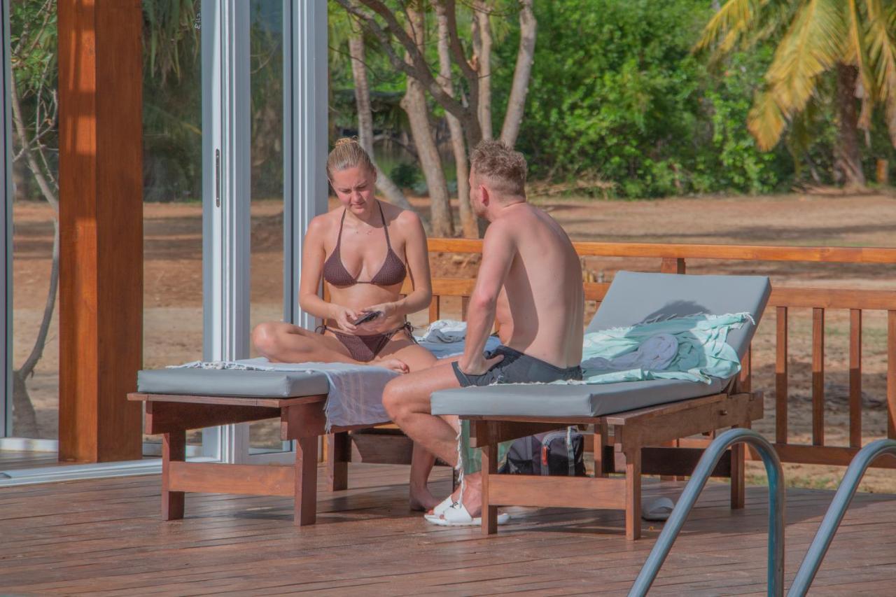 Marakolliya Beach Resort Tangalle Dış mekan fotoğraf