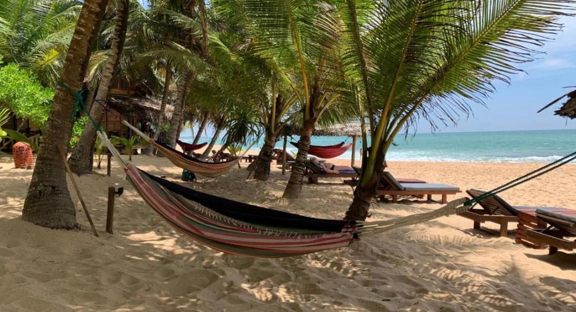 Marakolliya Beach Resort Tangalle Dış mekan fotoğraf